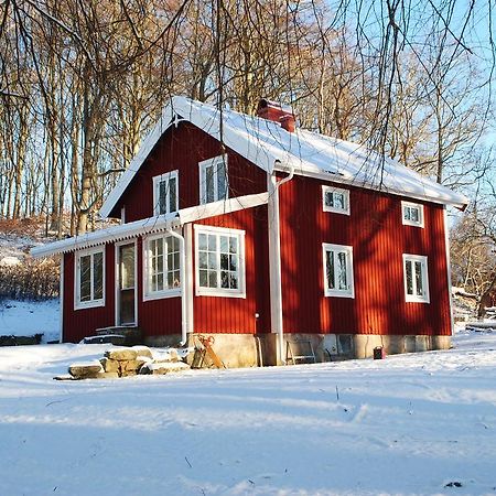 Anfasteroed Gardsvik - Grindstugan لجونجسكيل المظهر الخارجي الصورة